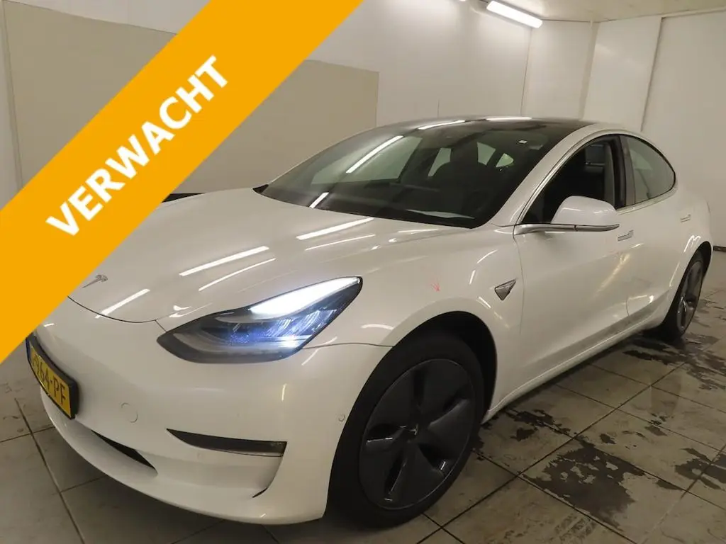 Photo 1 : Tesla Model 3 2019 Non renseigné