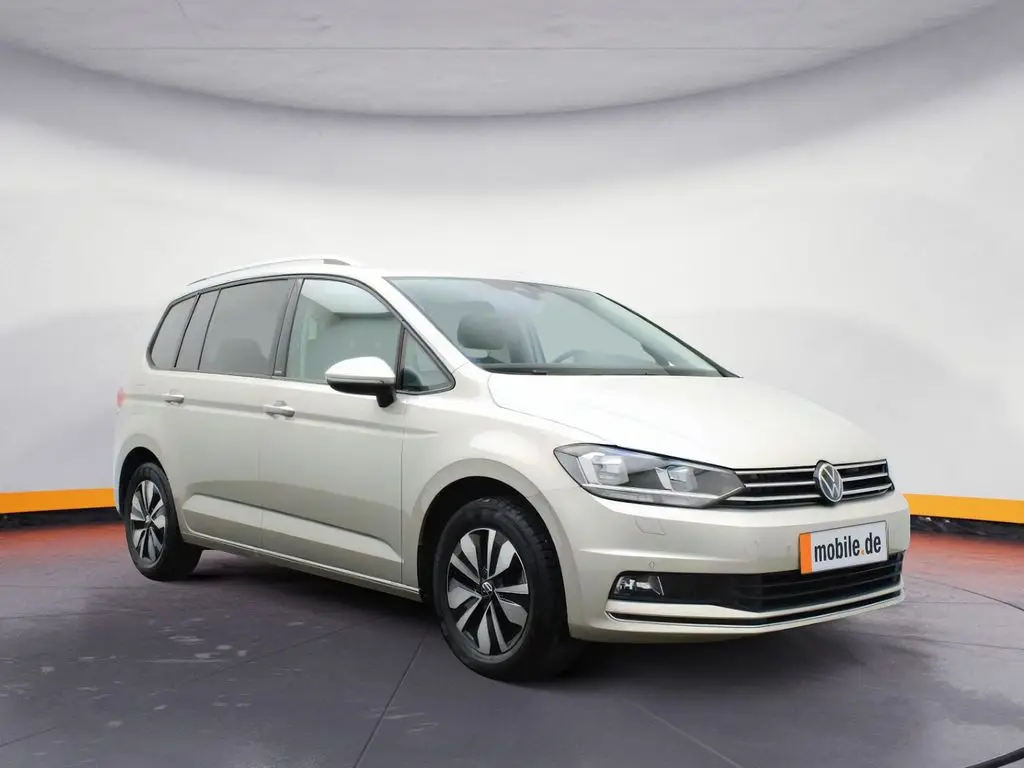 Photo 1 : Volkswagen Touran 2024 Petrol