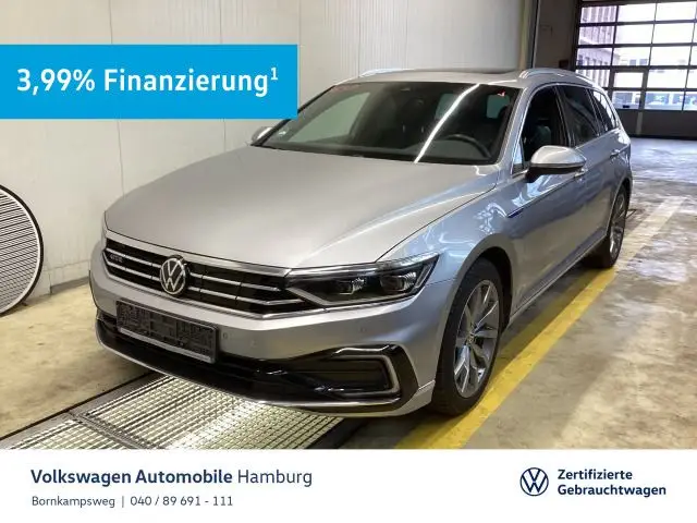 Photo 1 : Volkswagen Passat 2020 Hybrid