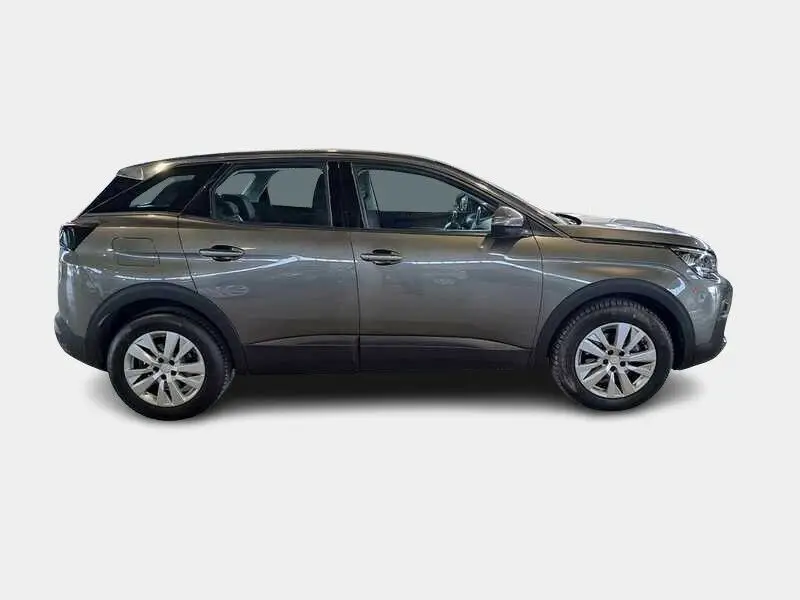 Photo 1 : Peugeot 3008 2020 Diesel