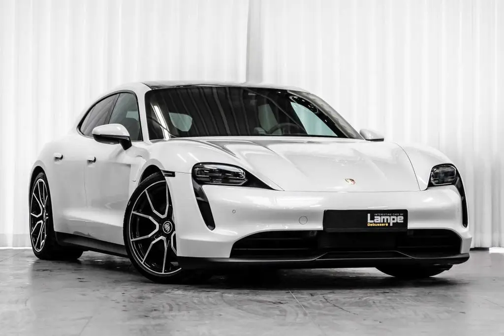 Photo 1 : Porsche Taycan 2022 Non renseigné