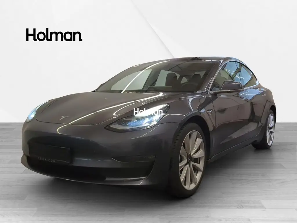 Photo 1 : Tesla Model 3 2020 Non renseigné