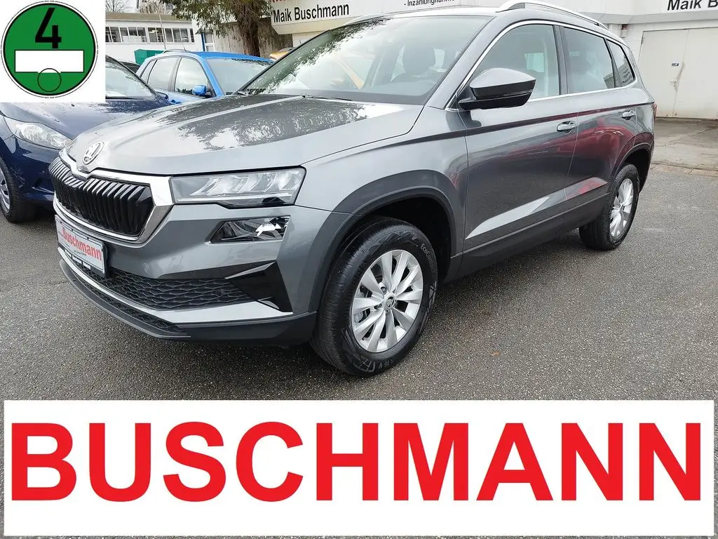 Photo 1 : Skoda Karoq 2023 Essence