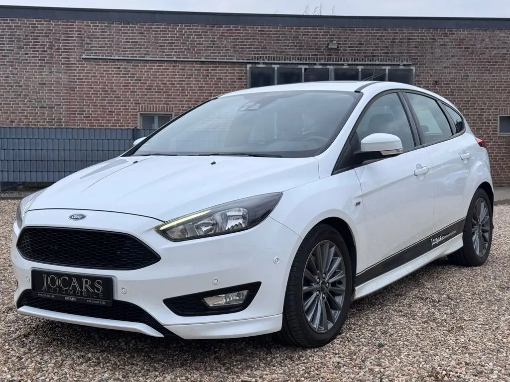 Photo 1 : Ford Focus 2018 Diesel