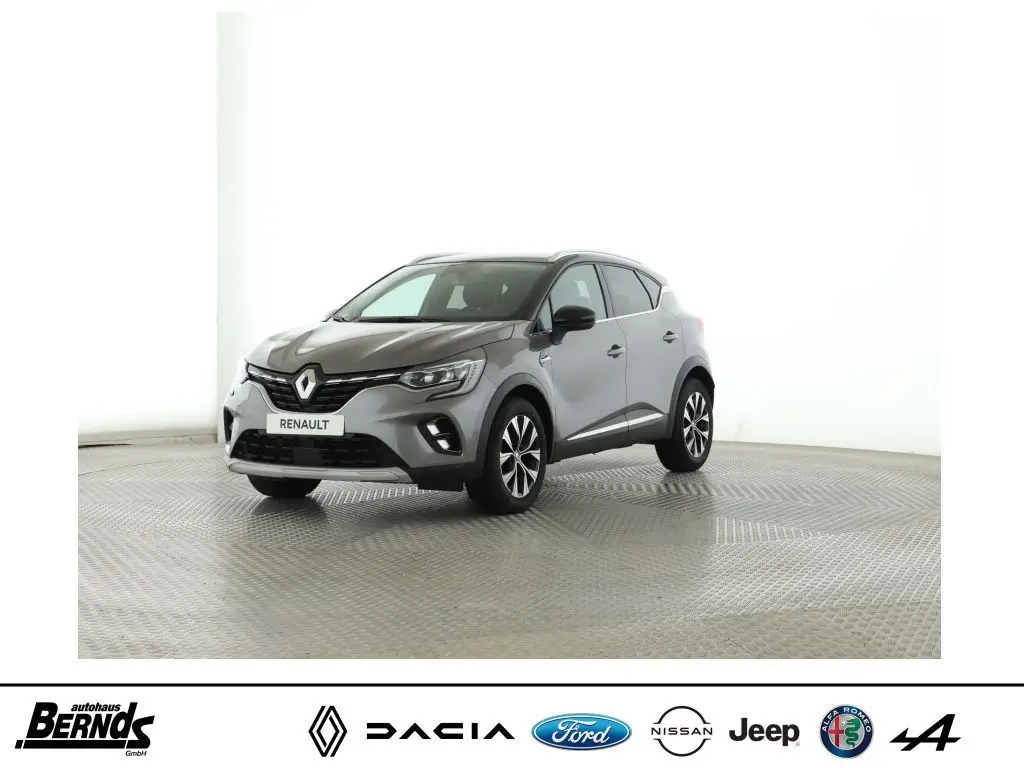 Photo 1 : Renault Captur 2023 Petrol