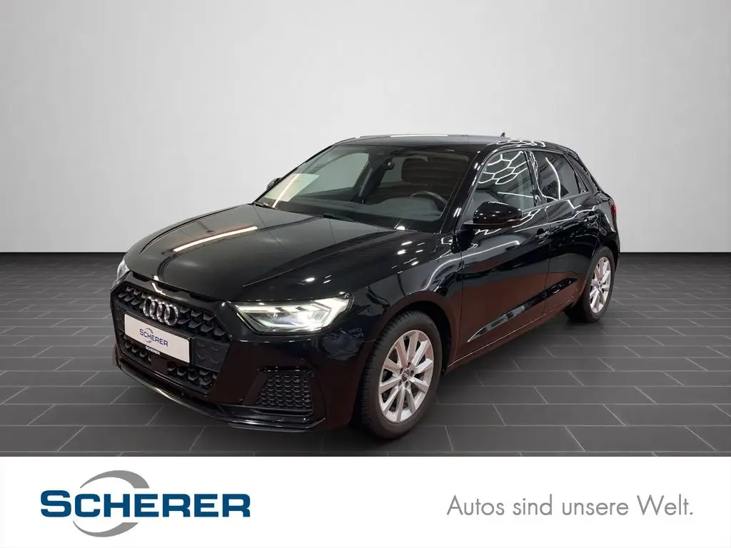 Photo 1 : Audi A1 2019 Petrol