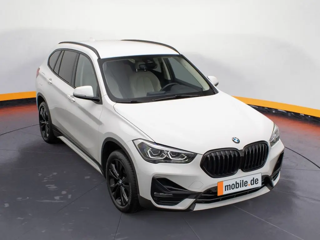 Photo 1 : Bmw X1 2021 Essence