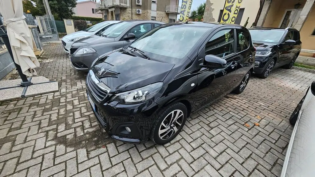 Photo 1 : Peugeot 108 2021 Petrol