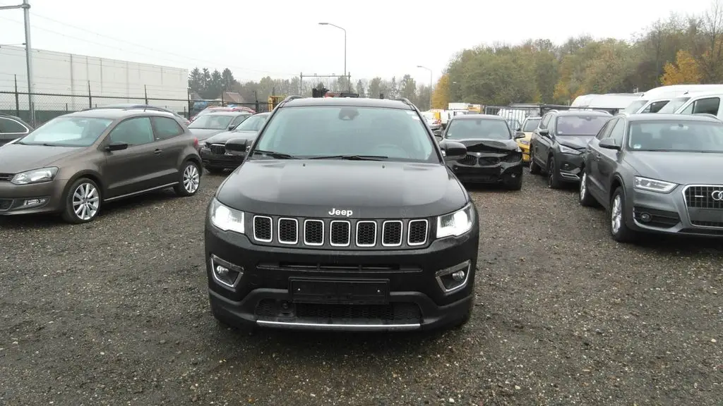 Photo 1 : Jeep Compass 2021 Essence