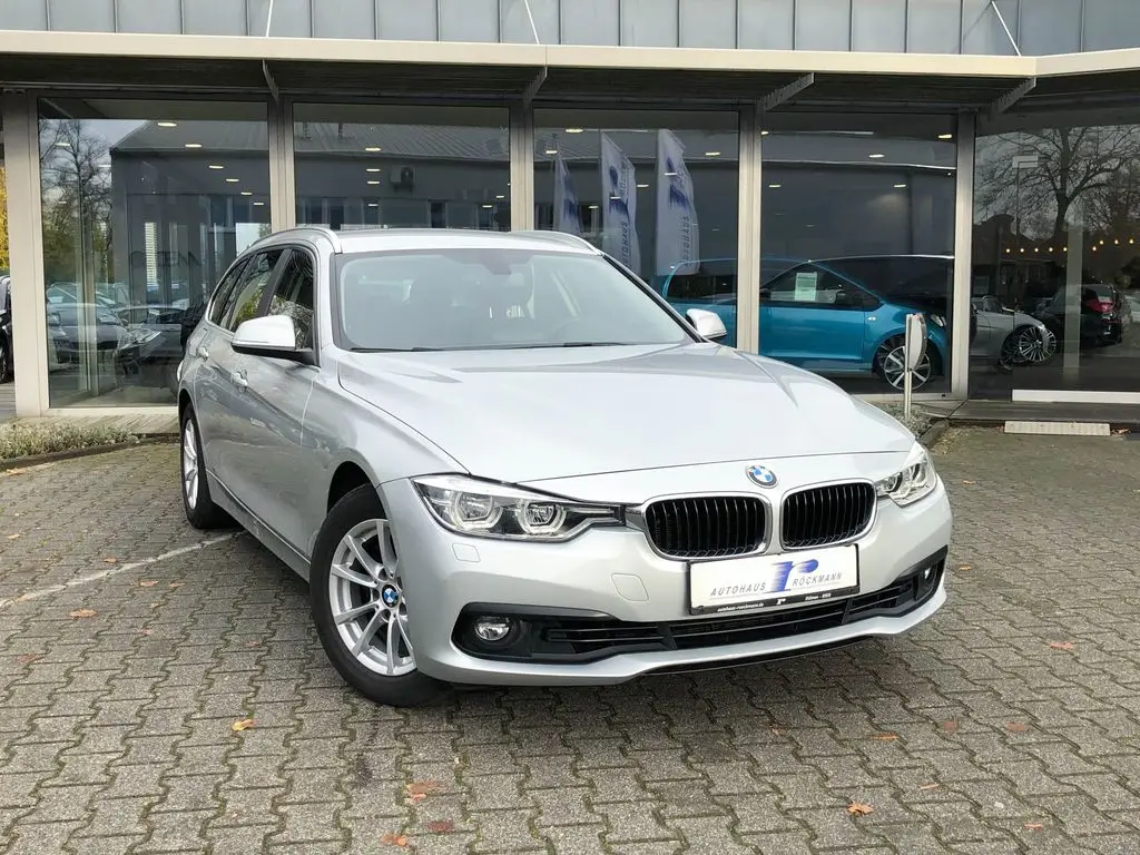 Photo 1 : Bmw Serie 3 2019 Essence