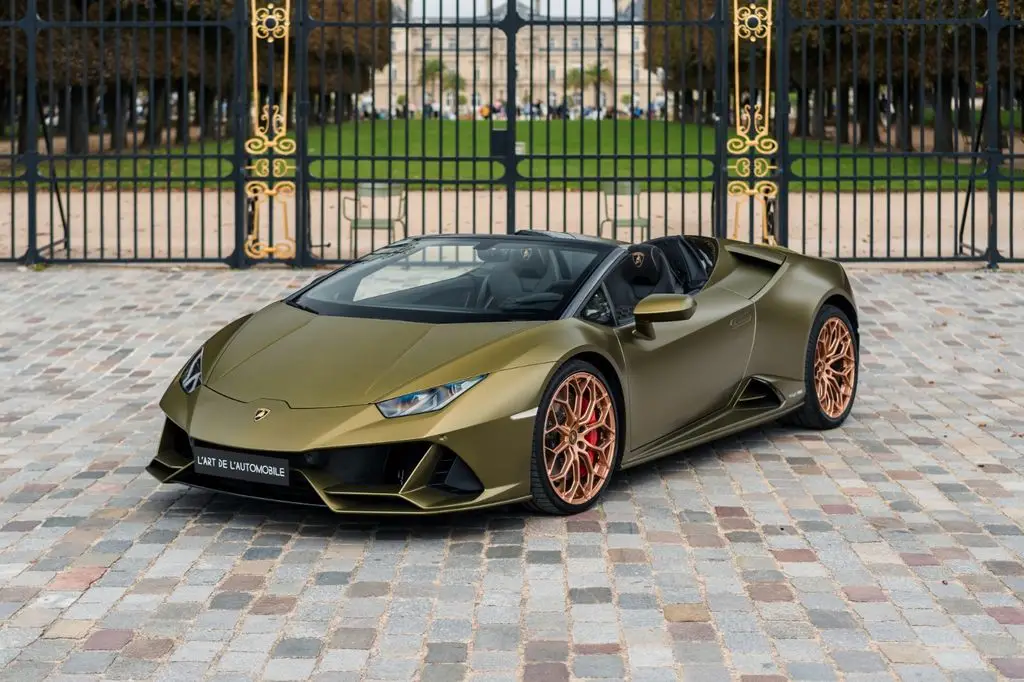 Photo 1 : Lamborghini Huracan 2021 Petrol