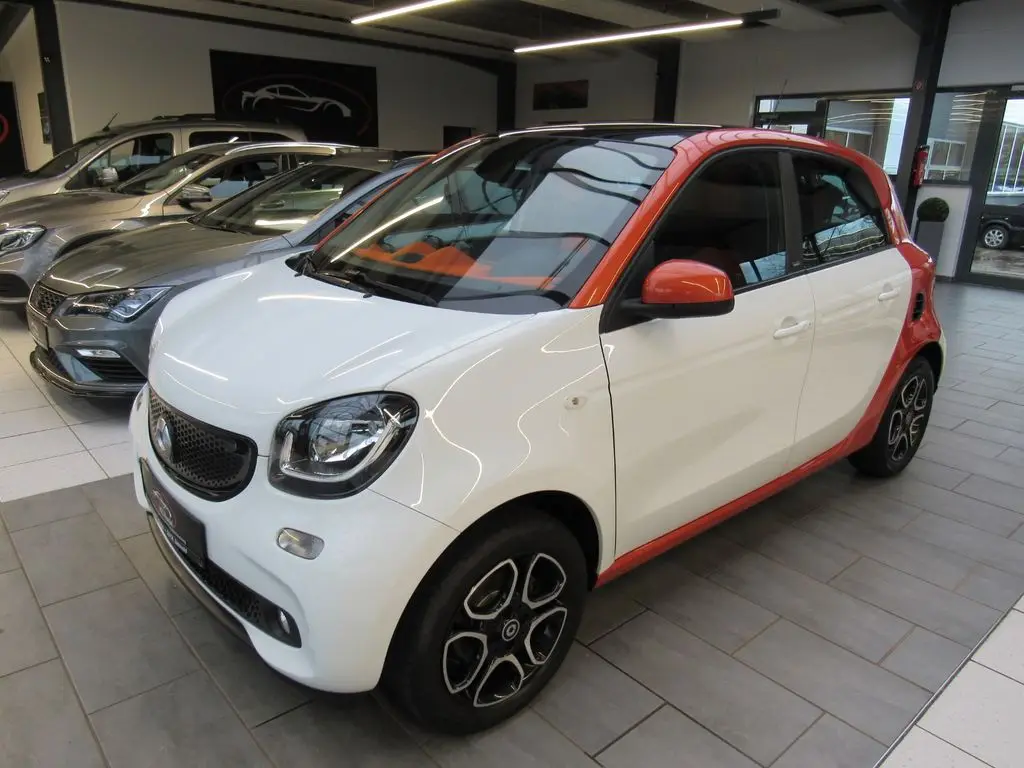 Photo 1 : Smart Forfour 2018 Essence