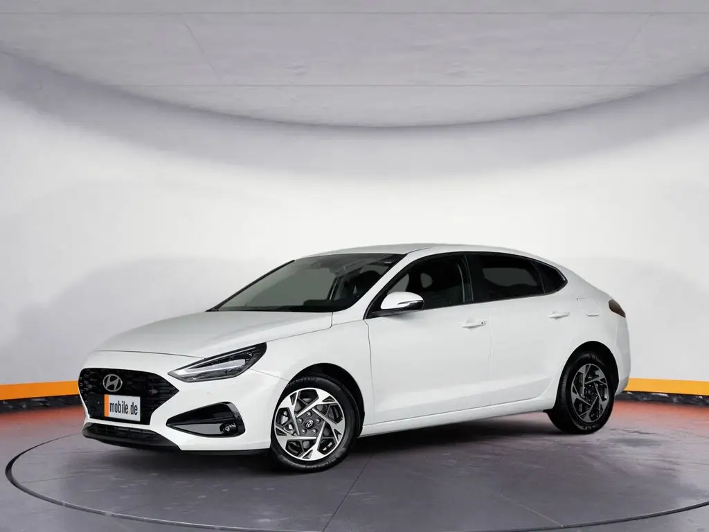 Photo 1 : Hyundai I30 2024 Petrol