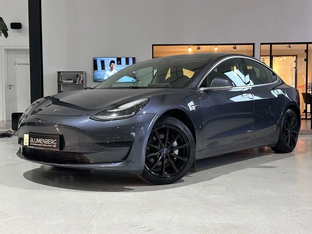 Photo 1 : Tesla Model 3 2020 Not specified