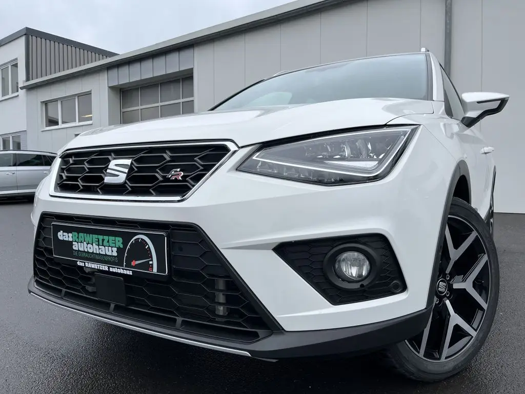 Photo 1 : Seat Arona 2020 Petrol