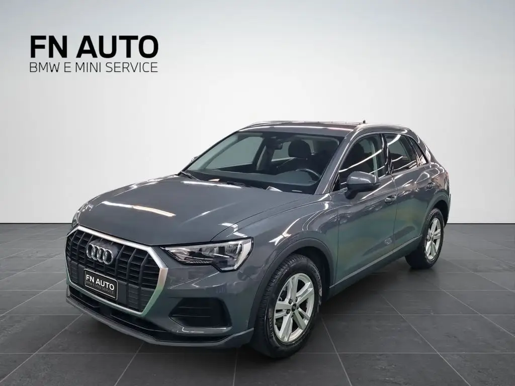 Photo 1 : Audi Q3 2022 Diesel