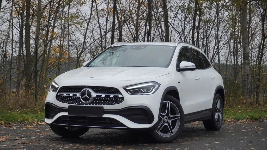 Photo 1 : Mercedes-benz Classe Gla 2021 Hybrid