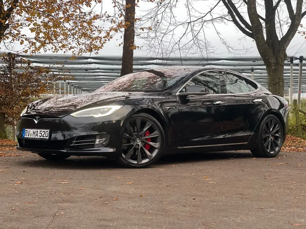 Photo 1 : Tesla Model S 2018 Not specified