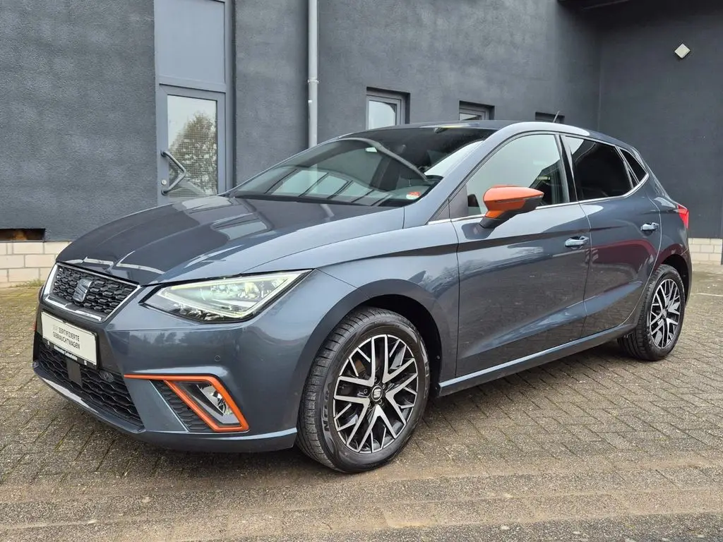 Photo 1 : Seat Ibiza 2019 Petrol