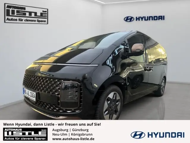 Photo 1 : Hyundai Staria 2022 Diesel