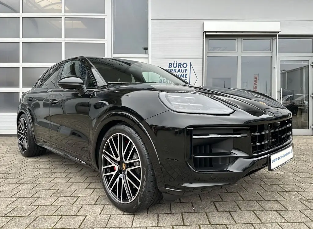 Photo 1 : Porsche Cayenne 2024 Petrol