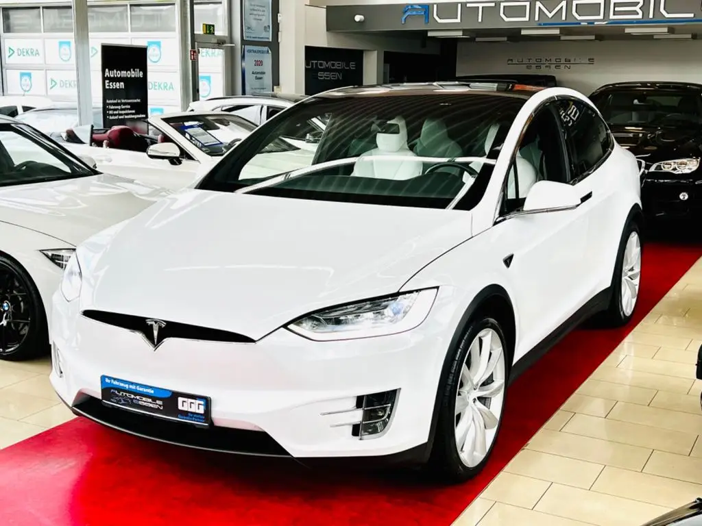 Photo 1 : Tesla Model X 2017 Not specified