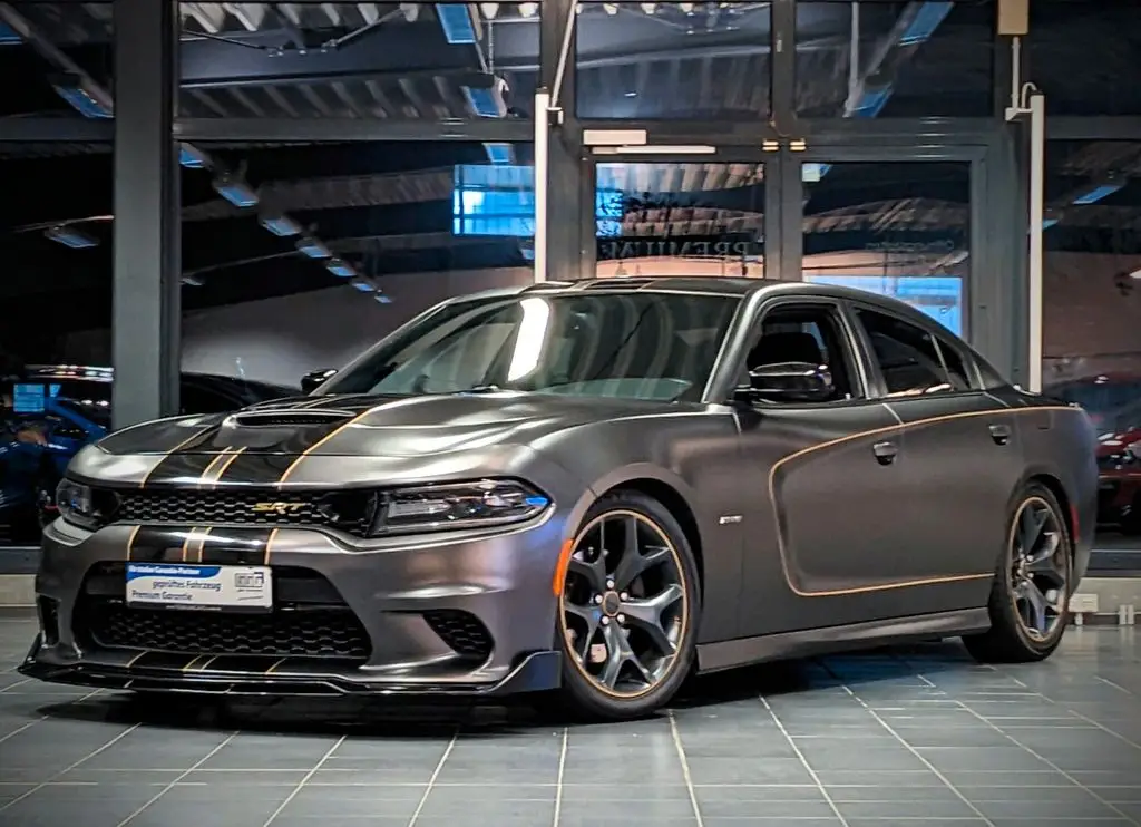 Photo 1 : Dodge Charger 2015 Petrol