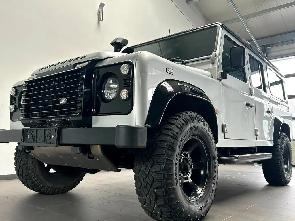 Photo 1 : Land Rover Defender 2014 Diesel