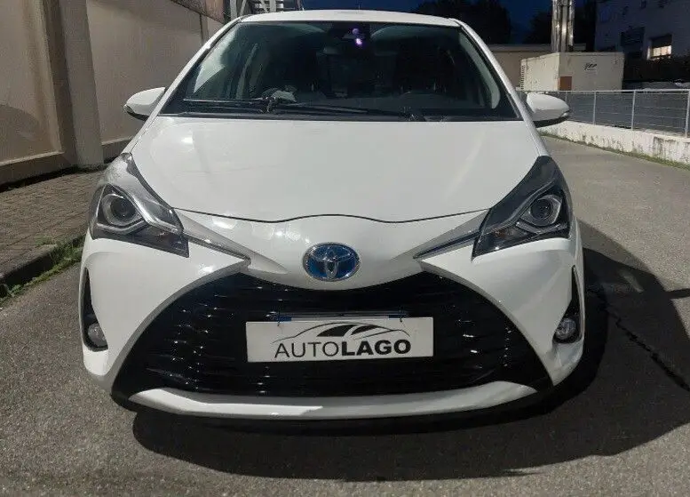 Photo 1 : Toyota Yaris 2018 Hybrid