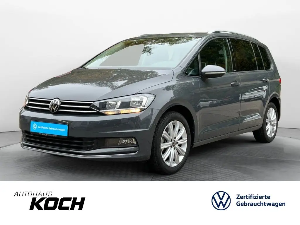 Photo 1 : Volkswagen Touran 2023 Petrol