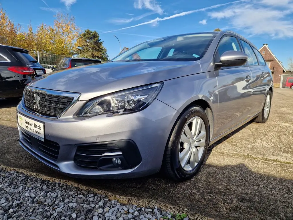 Photo 1 : Peugeot 308 2020 Diesel