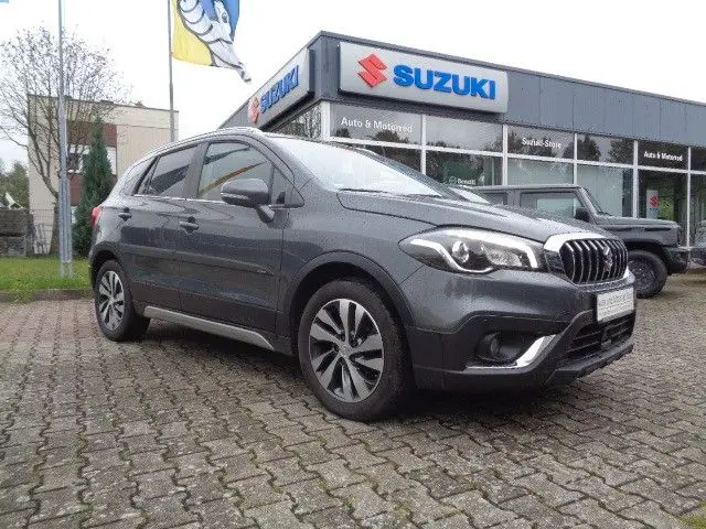 Photo 1 : Suzuki Sx4 2018 Essence