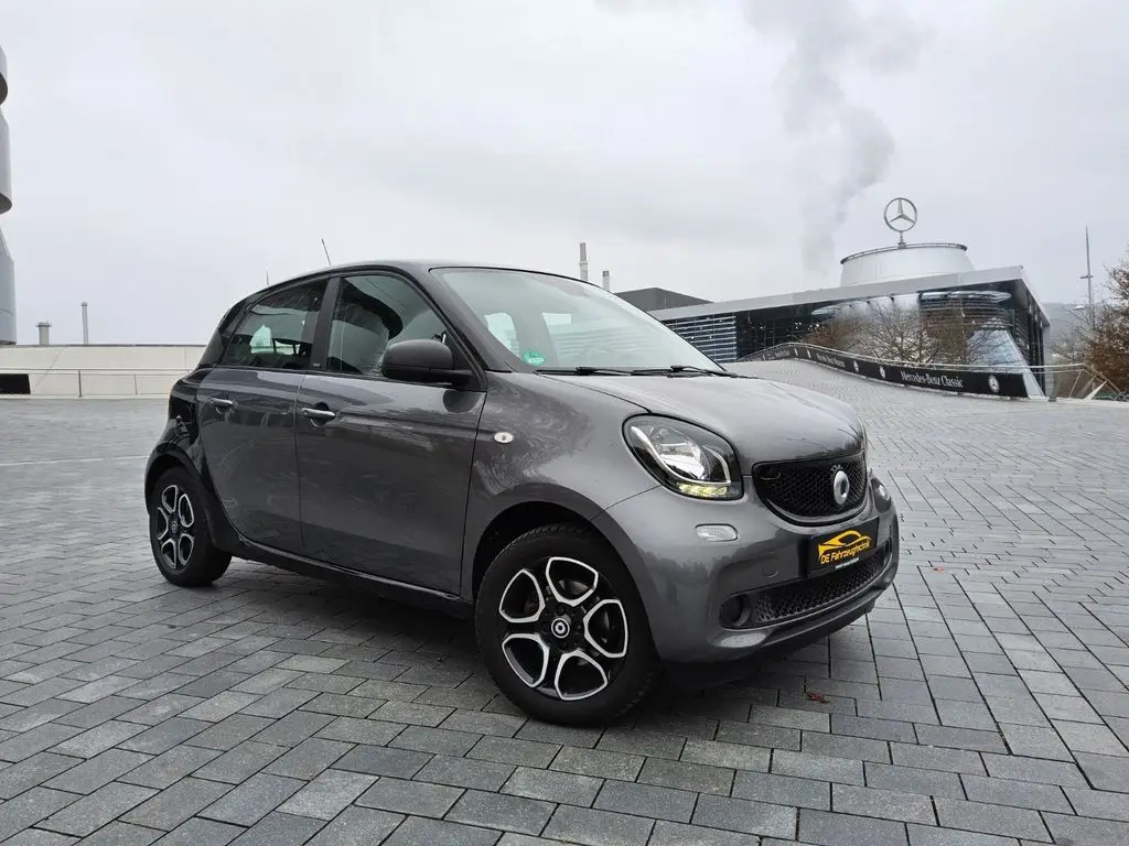 Photo 1 : Smart Forfour 2019 Essence