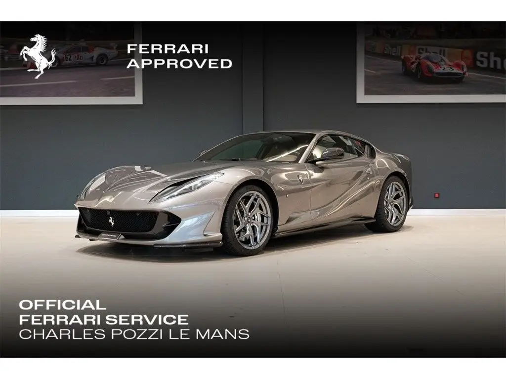 Photo 1 : Ferrari 812 2018 Essence