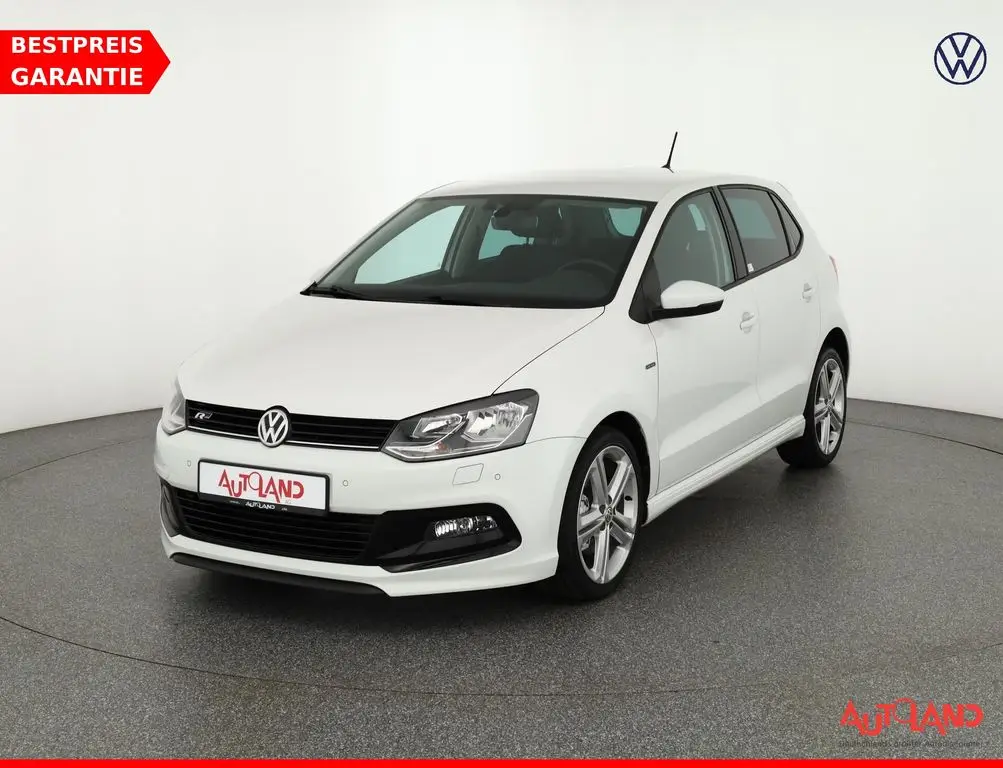 Photo 1 : Volkswagen Polo 2015 Essence