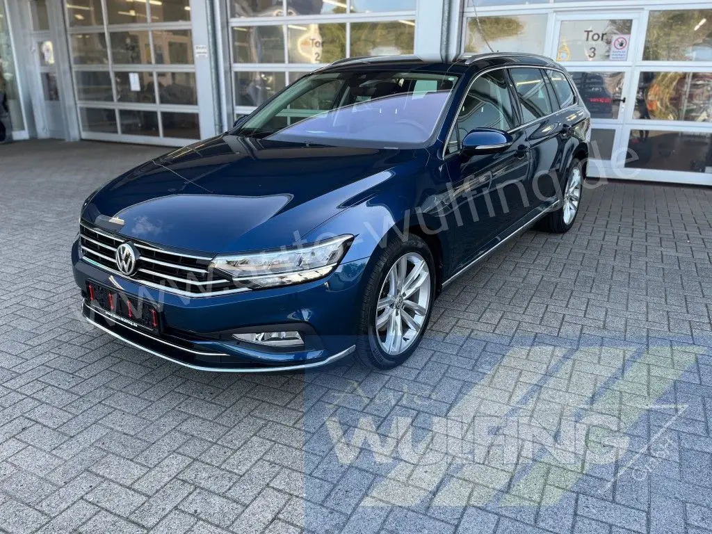 Photo 1 : Volkswagen Passat 2019 Petrol