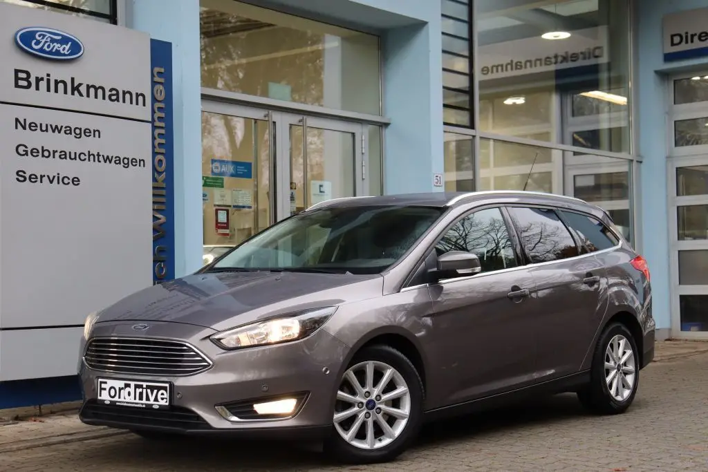 Photo 1 : Ford Focus 2016 Diesel