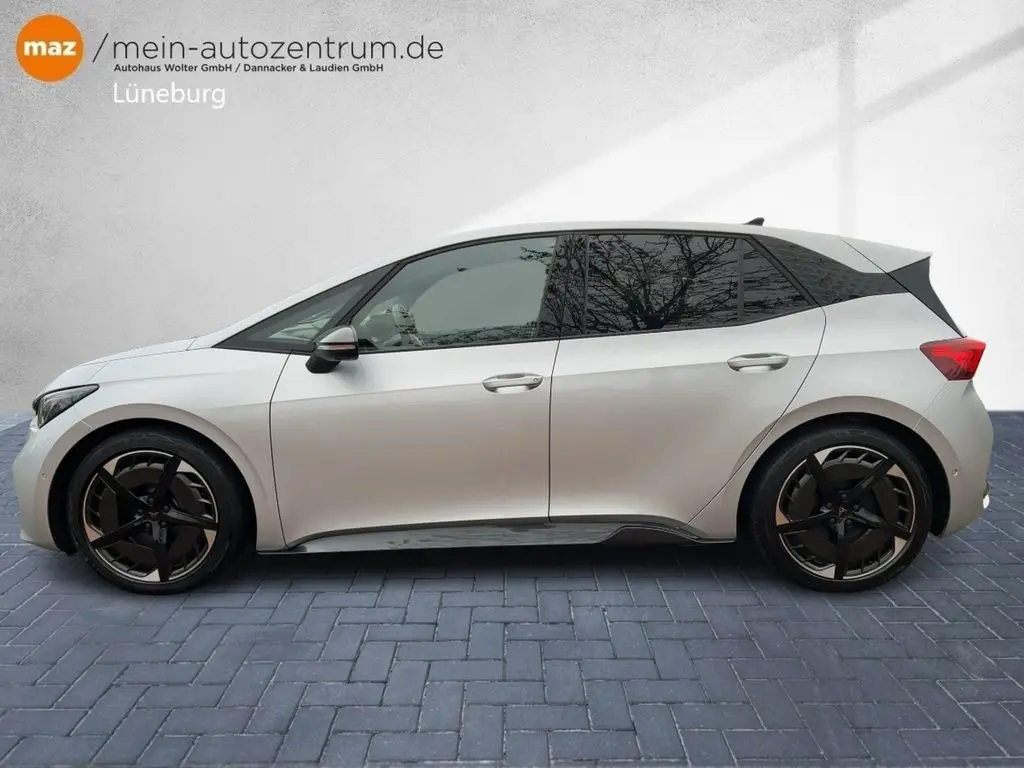 Photo 1 : Cupra Born 2024 Non renseigné