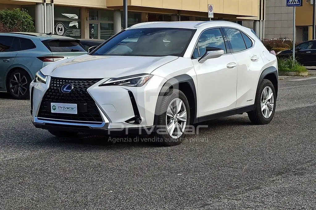 Photo 1 : Lexus Ux 2020 Hybrid