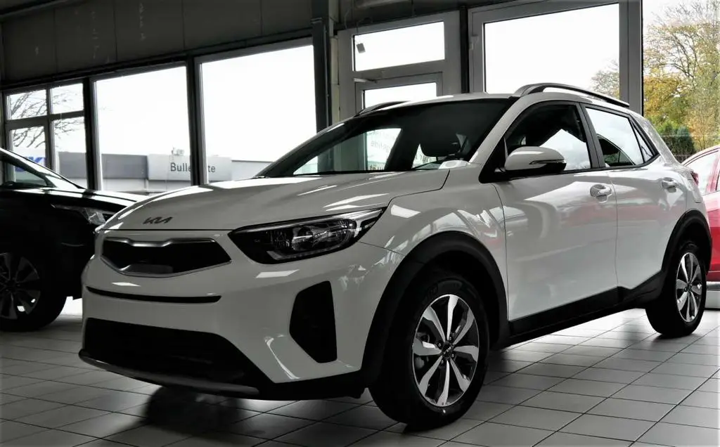 Photo 1 : Kia Stonic 2024 Petrol