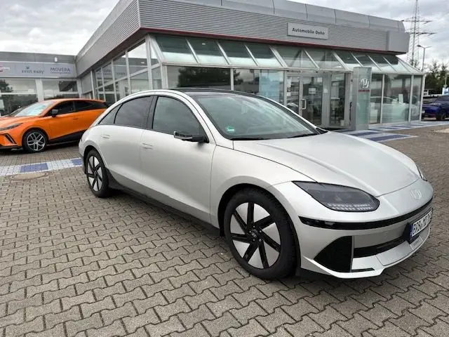 Photo 1 : Hyundai Ioniq 2023 Non renseigné