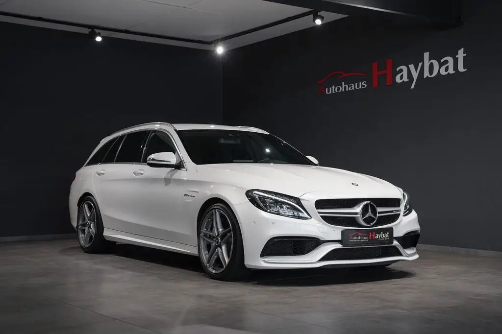 Photo 1 : Mercedes-benz Classe C 2015 Petrol