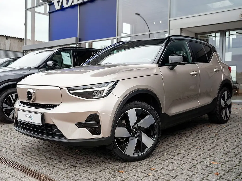 Photo 1 : Volvo Xc40 2023 Non renseigné