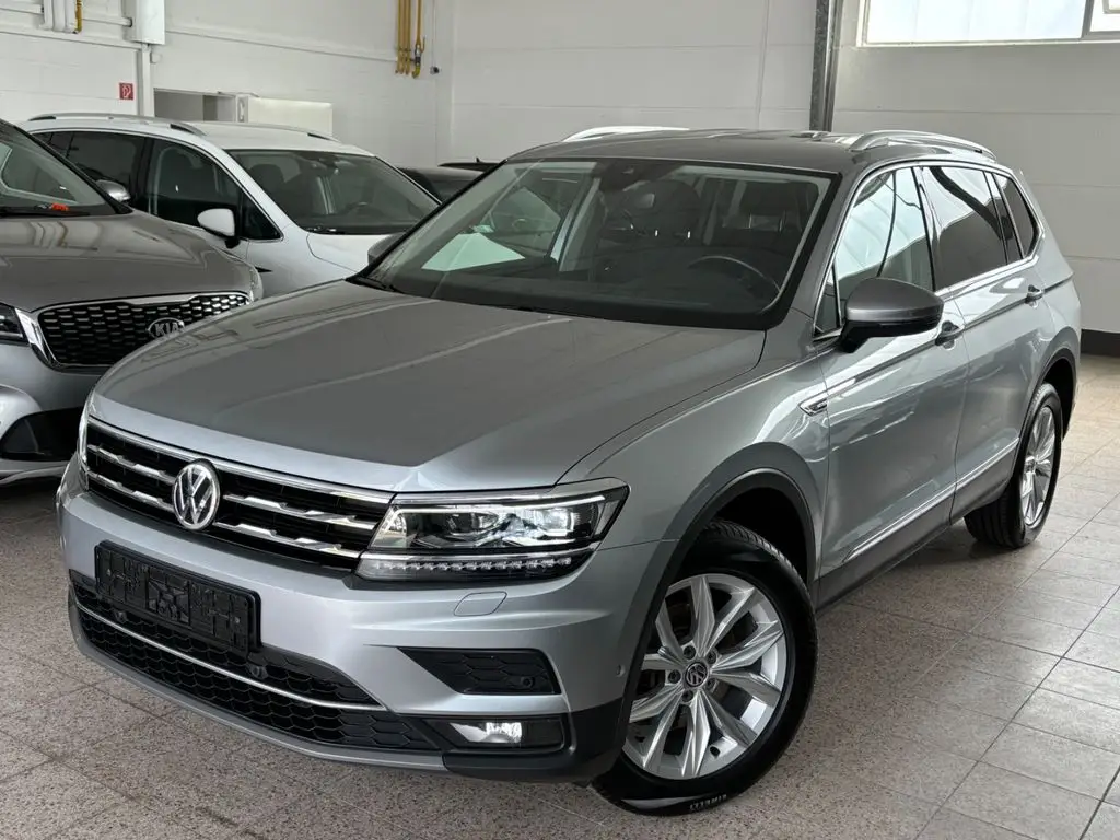 Photo 1 : Volkswagen Tiguan 2020 Diesel