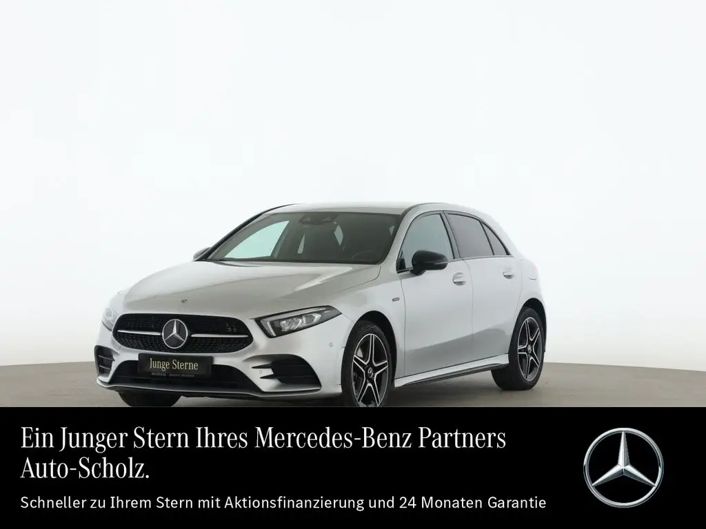 Photo 1 : Mercedes-benz Classe A 2021 Hybride