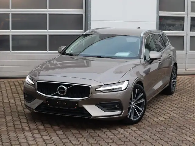 Photo 1 : Volvo V60 2020 Diesel