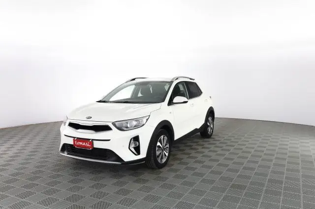 Photo 1 : Kia Stonic 2021 Petrol