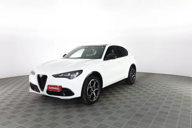 Photo 1 : Alfa Romeo Stelvio 2023 Diesel