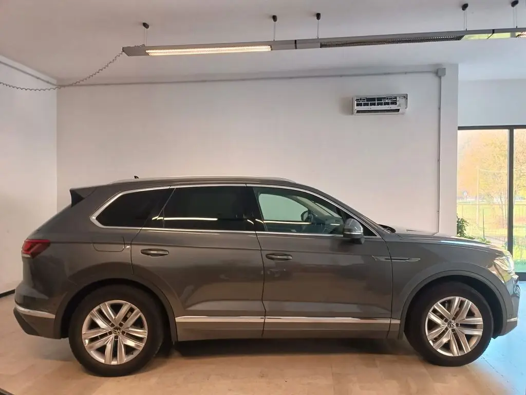 Photo 1 : Volkswagen Touareg 2021 Diesel