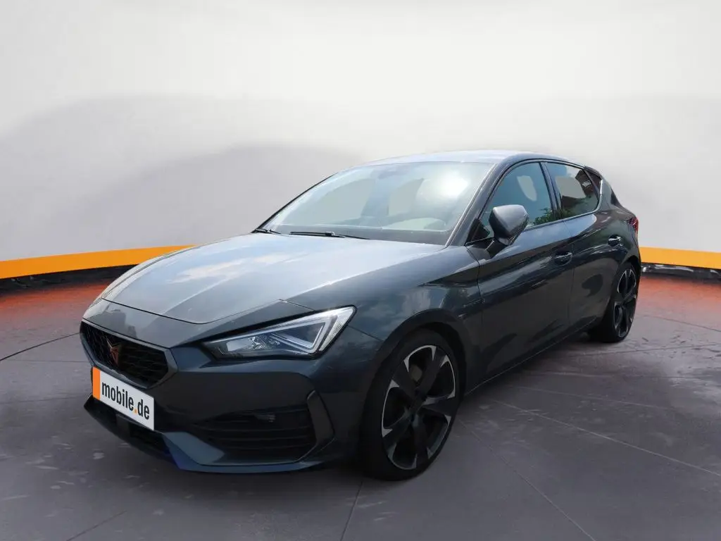 Photo 1 : Cupra Leon 2023 Petrol